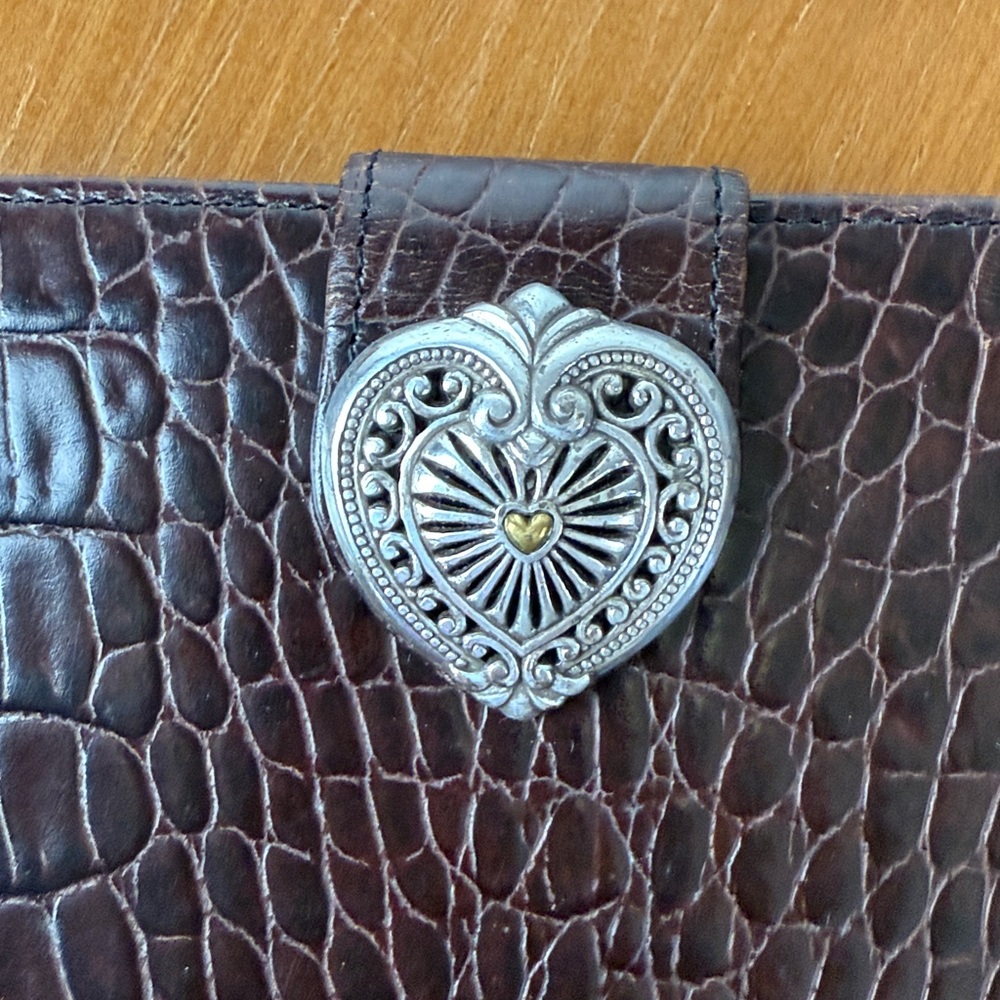 Vintage Brighton Brown Crocodile Embossed Wallet with silver heart clasp - Picture 3 of 13